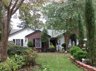 5580 Boggs Dr, Stone Mountain, GA 30087