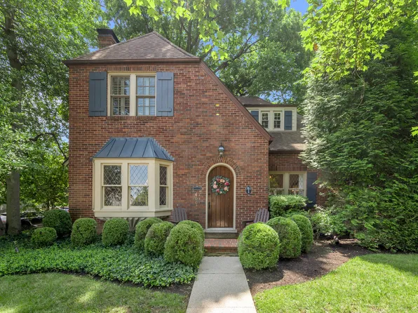 400 Ridgeway Rd, Lexington, KY 40502