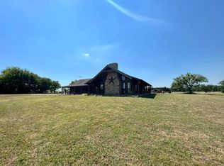 1216 Vineyard Rd, Gunter, TX 75058