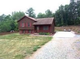 2688 Tumbleweed Dr, Lenoir, NC 28645