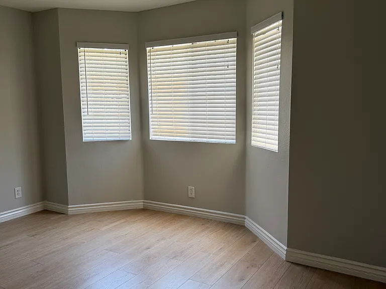 521 E Orange Grove Ave #A — Photo 9