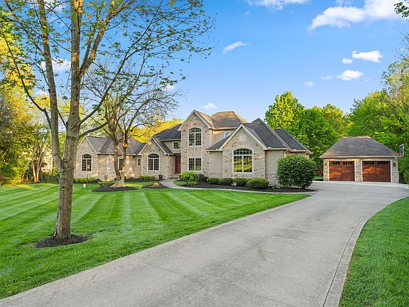5th image of 105 Blackstone Ct