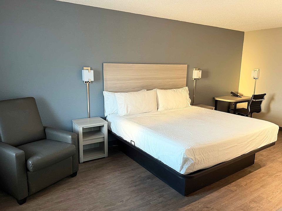Studio Suite - 1 Queen Bed