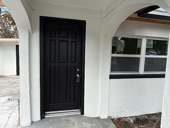 5th image of 1708 E River Cove St