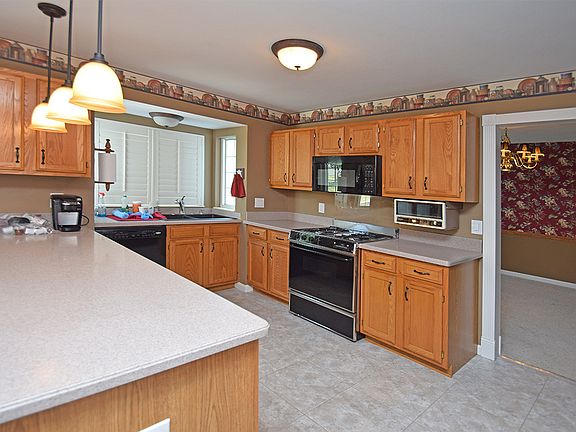 2nd image of 4341 Kensington Manor Dr