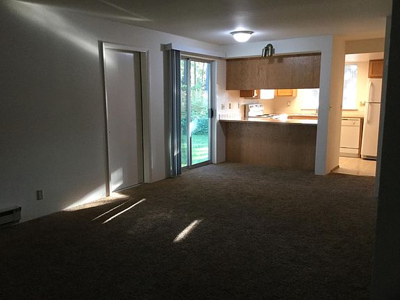 3rd image of 9154 Shadowcrest Ln NW