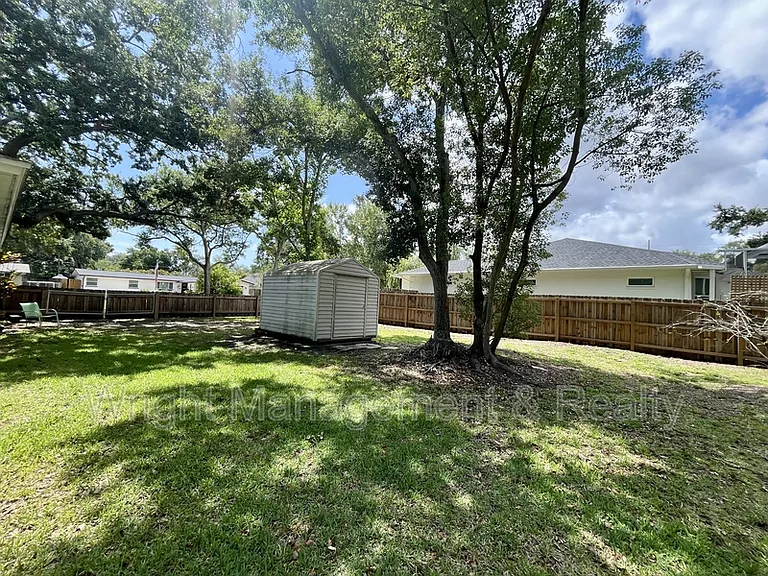 58 Arnoni Dr — Photo 32