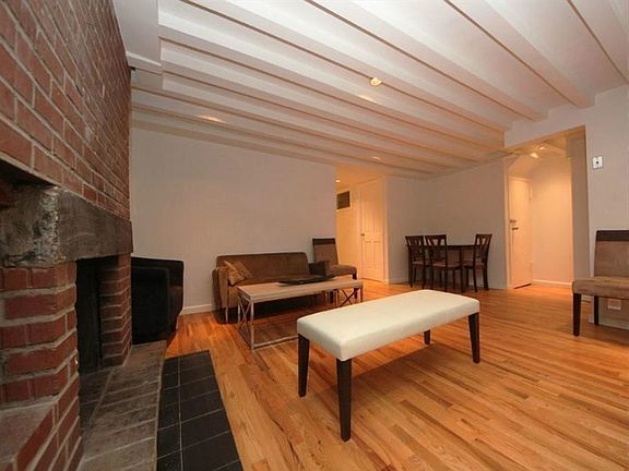 3rd image of 36 Bedford St APT 1R