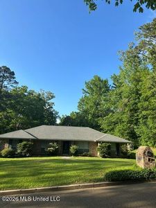 355 Lakewood Rd, Vicksburg, MS, 39180