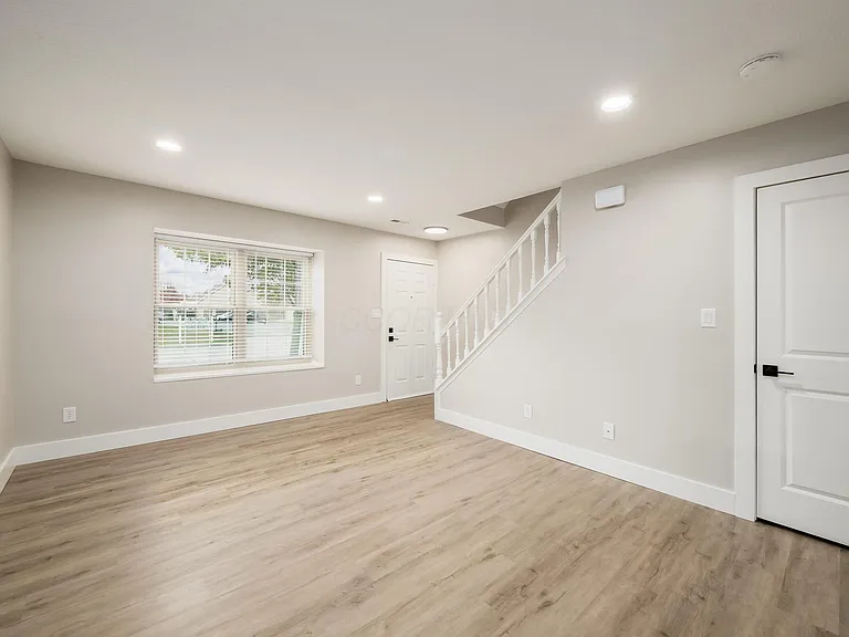 631 Pebble Place Dr #A — Photo 8