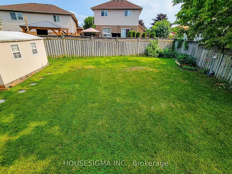 4 Treeview Ct — Photo 32