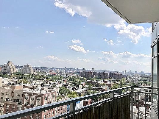 4th image of 189 Schermerhorn St APT 17A