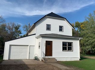 204 W Farmer St, Howard, SD 57349