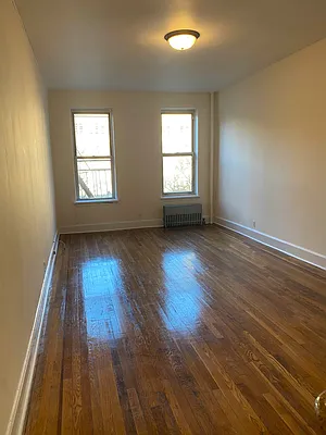 Rented by RV Realty | media 8