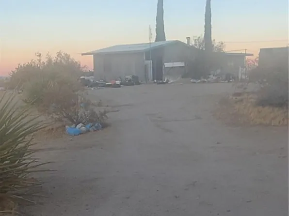 3889 Sage Ave, Yucca Valley, CA 92284