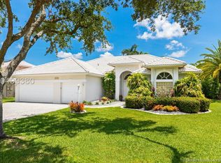 16261 Owasco Cir, Davie, FL 33331