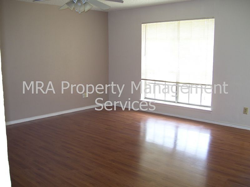 2nd image of 5312 Brookhollow Dr