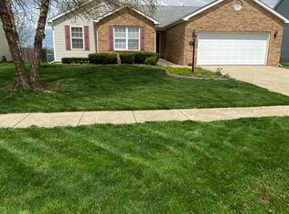 304 Deerpath St, Tolono, IL 61880