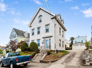 30 Friend St, Gloucester, MA 01930