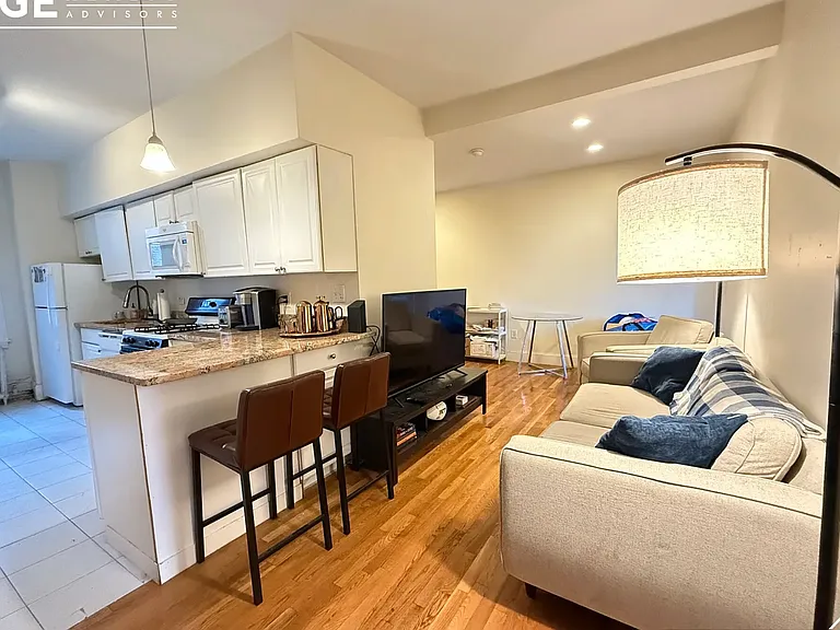 1868 Commonwealth Ave — Photo 1