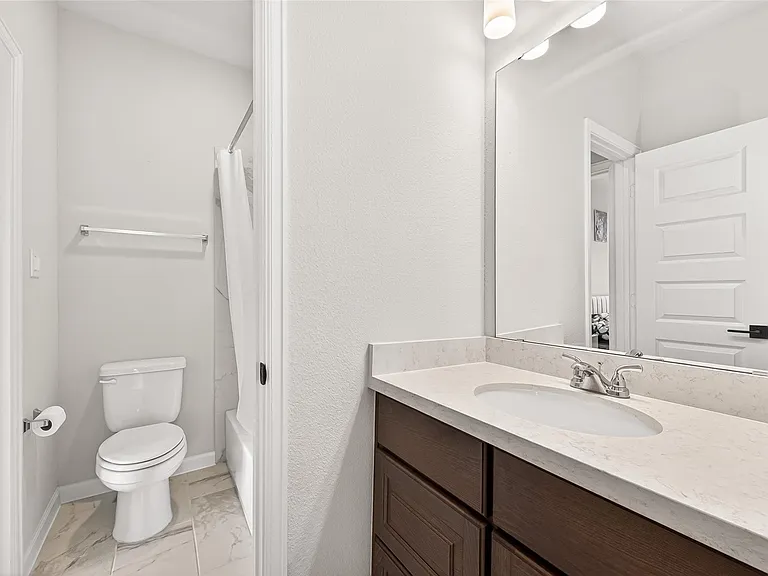 7438 Denali Dr — Photo 35