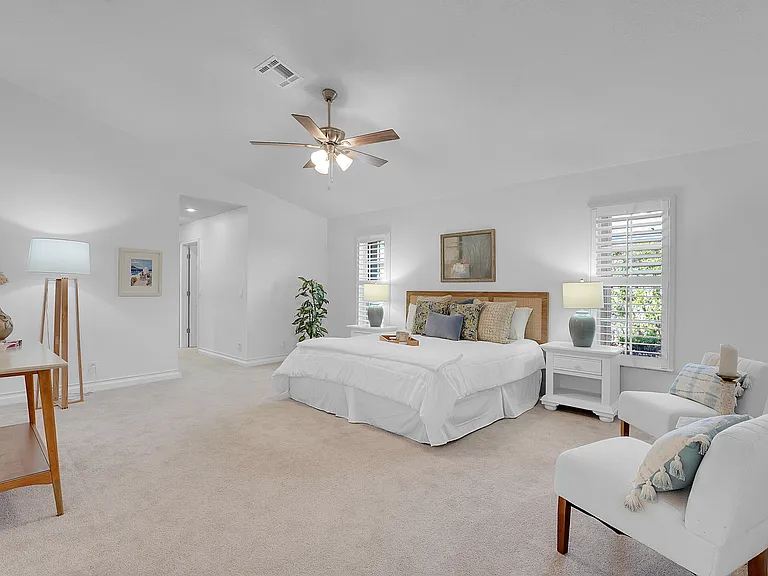 7305 Marsh Ter — Photo 10