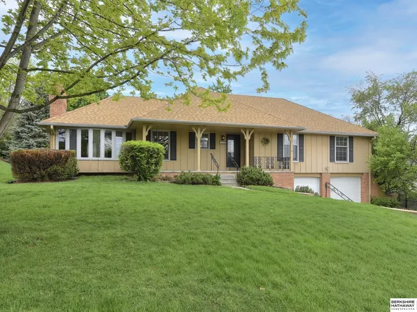 1420 N 98th St, Omaha, NE 68114