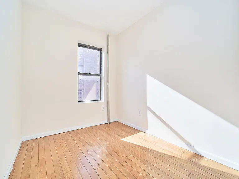 575 W 177th St #54 — Photo 8