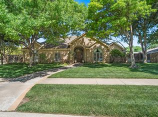 6710 Stoneham Dr, Amarillo, TX 79109
