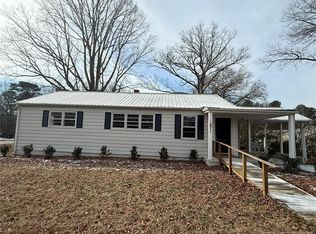 671 E Forest St, Robbins, NC 27325