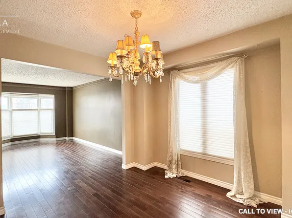 12 Elmeroy Ct #12, Whitby, ON L1N 8A6