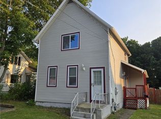 51 Burgess St, Silver Creek, NY 14136