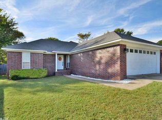 295 Helen St, Conway, AR 72034