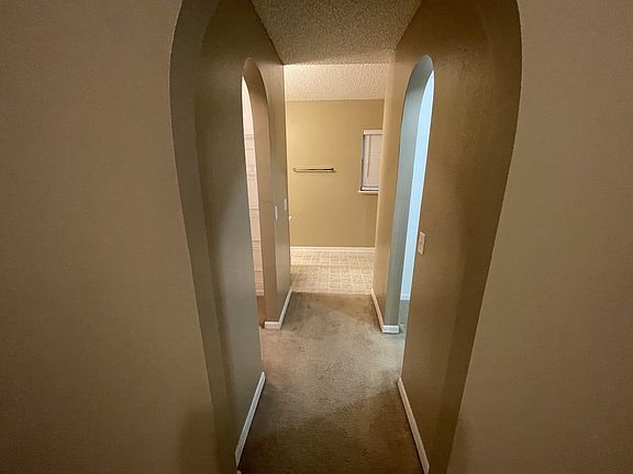 5th image of 3715 Stonefield Dr #1