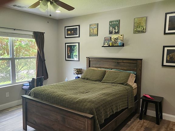 3rd image of 69 Sequoia Ln