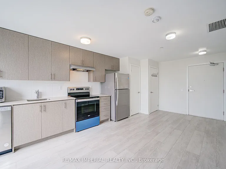 3401 Ridgeway Dr W #420 — Photo 8