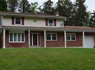 3417 Blue Ridge Dr, Bethlehem, PA 18020