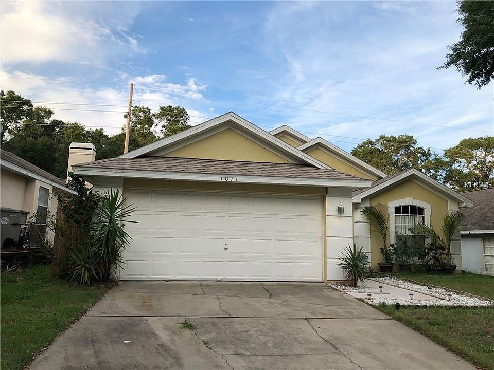1st image of 1011 Royal Oaks Dr