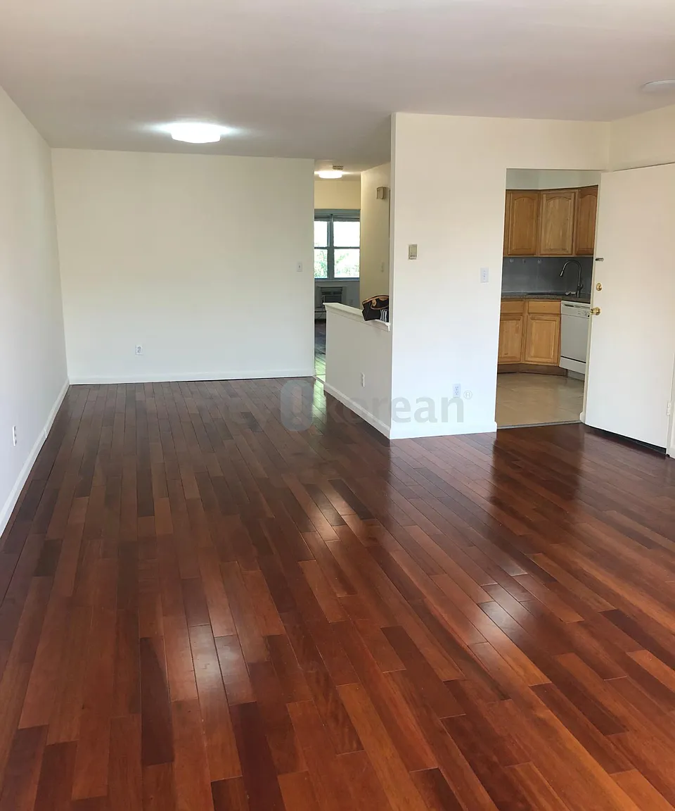 2 bed, 1.5 bath, $2,850 — Photo 2