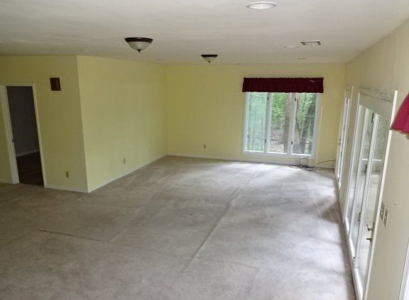 Additional Living Room