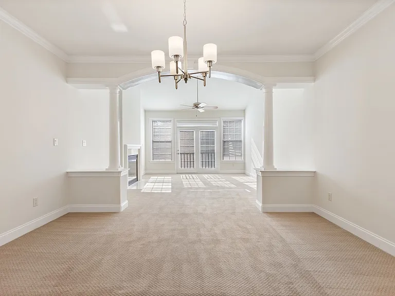 Barclay Square at Princeton Forrestal — Photo 141