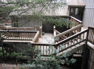 122 Treehill Loop, Eugene, OR 97405