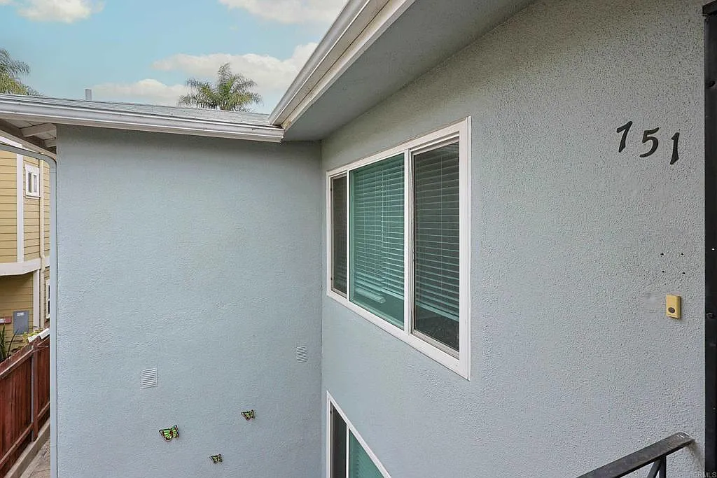 2 bed, 770 sqft, $3,850 — Photo 3