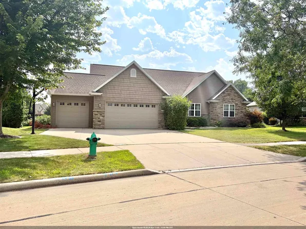 2701 E Glenhurst Ln, Appleton, WI 54913