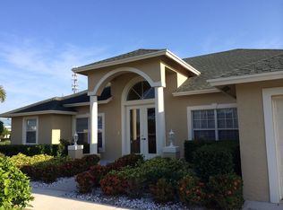 791 SW Dolores Ave, Port Saint Lucie, FL 34983