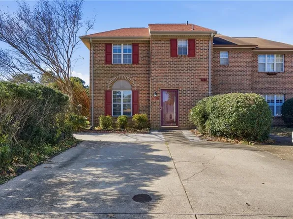 4617 Truman Ln, Virginia Beach, VA 23455