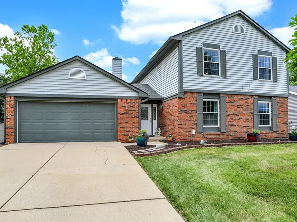 12121 Pebblebrooke Ct, Indianapolis, IN 46236