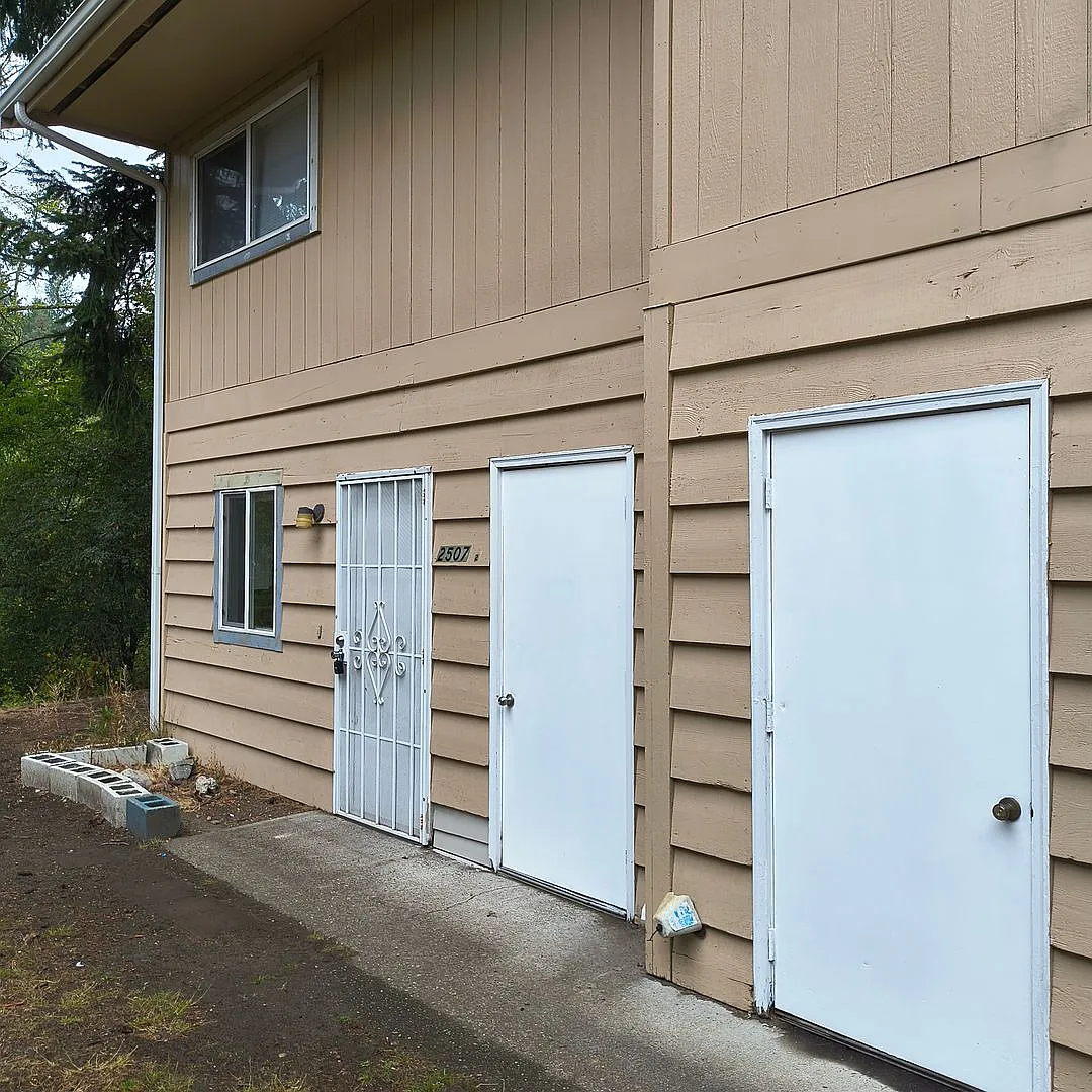 Spacious 2-Bedroom Steilacoom Duplex | Yard, Covered Parking & Washer/Dryer | $1,895 — Photo 1
