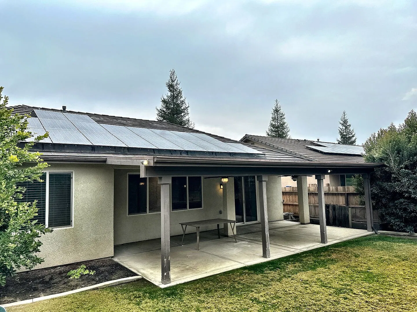 2101 N. Lindsay Ct. 3 Bedroom 2 Bath + Office - Nw Visalia — Photo 4