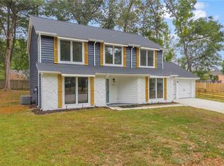 5364 Kelleys Creek Dr, Stone Mountain, GA 30088